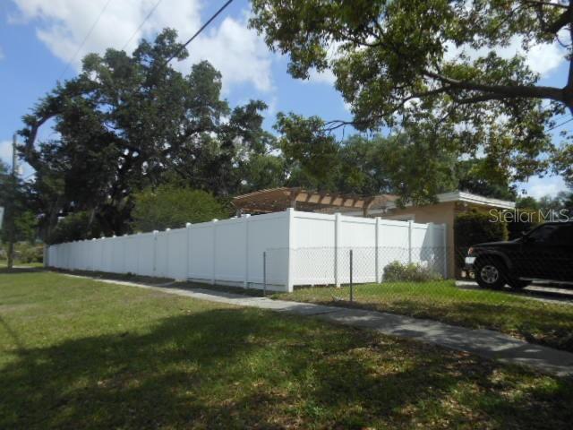 2925 W PARIS ST — photo 2