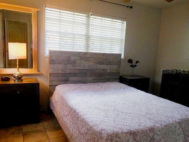2925 W PARIS ST — photo 12