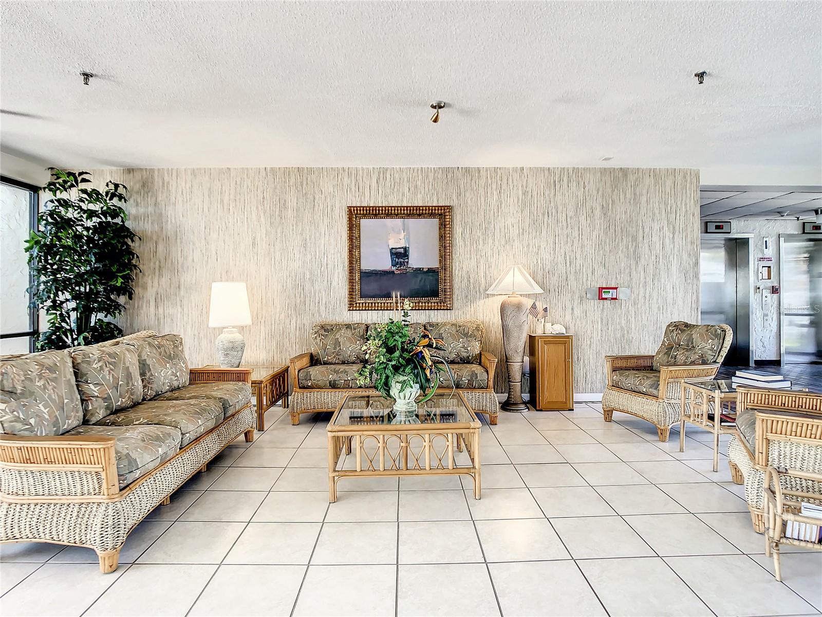 15462 GULF BLVD #501 — photo 28