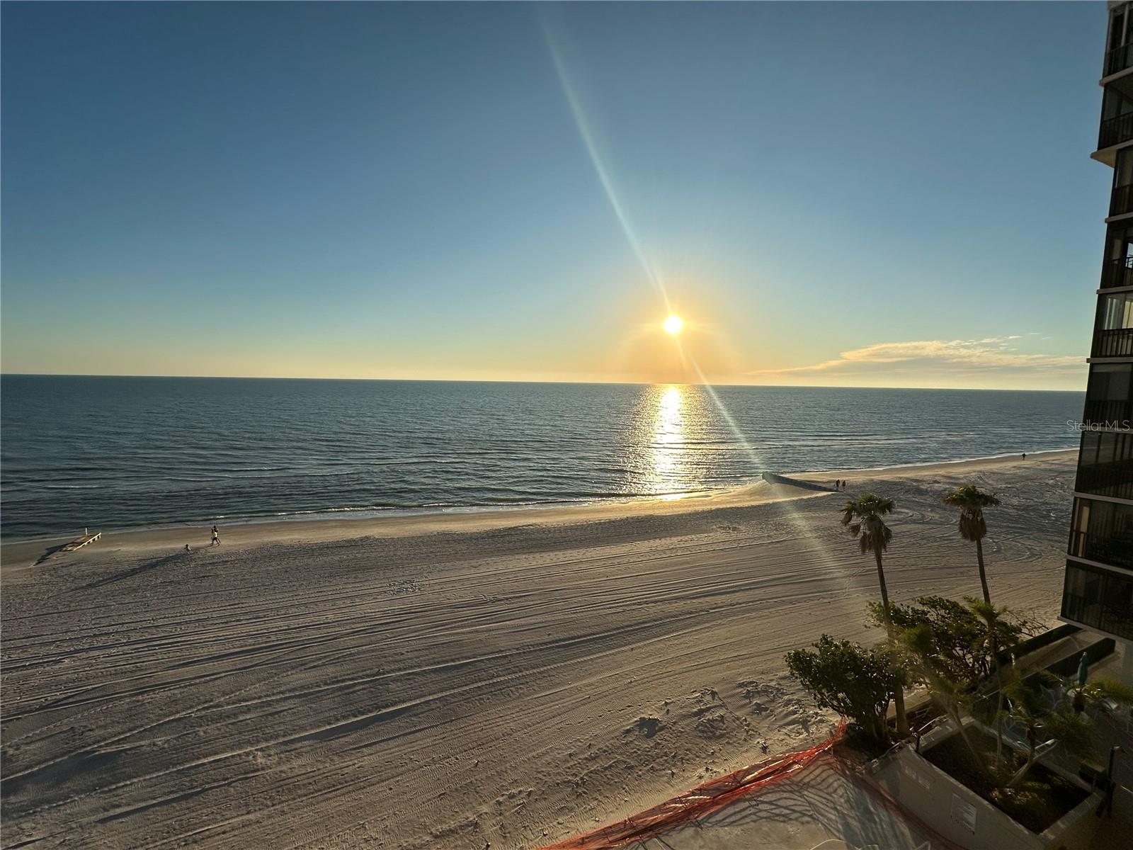 15462 GULF BLVD #501 — photo 23
