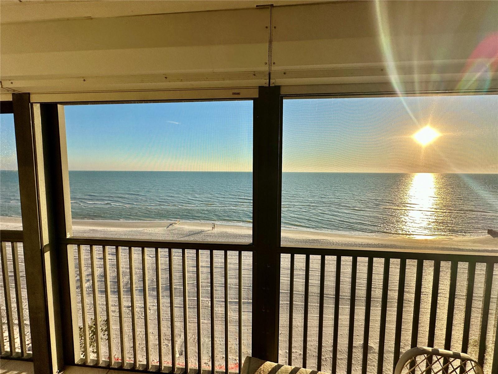 15462 GULF BLVD #501 — photo 10