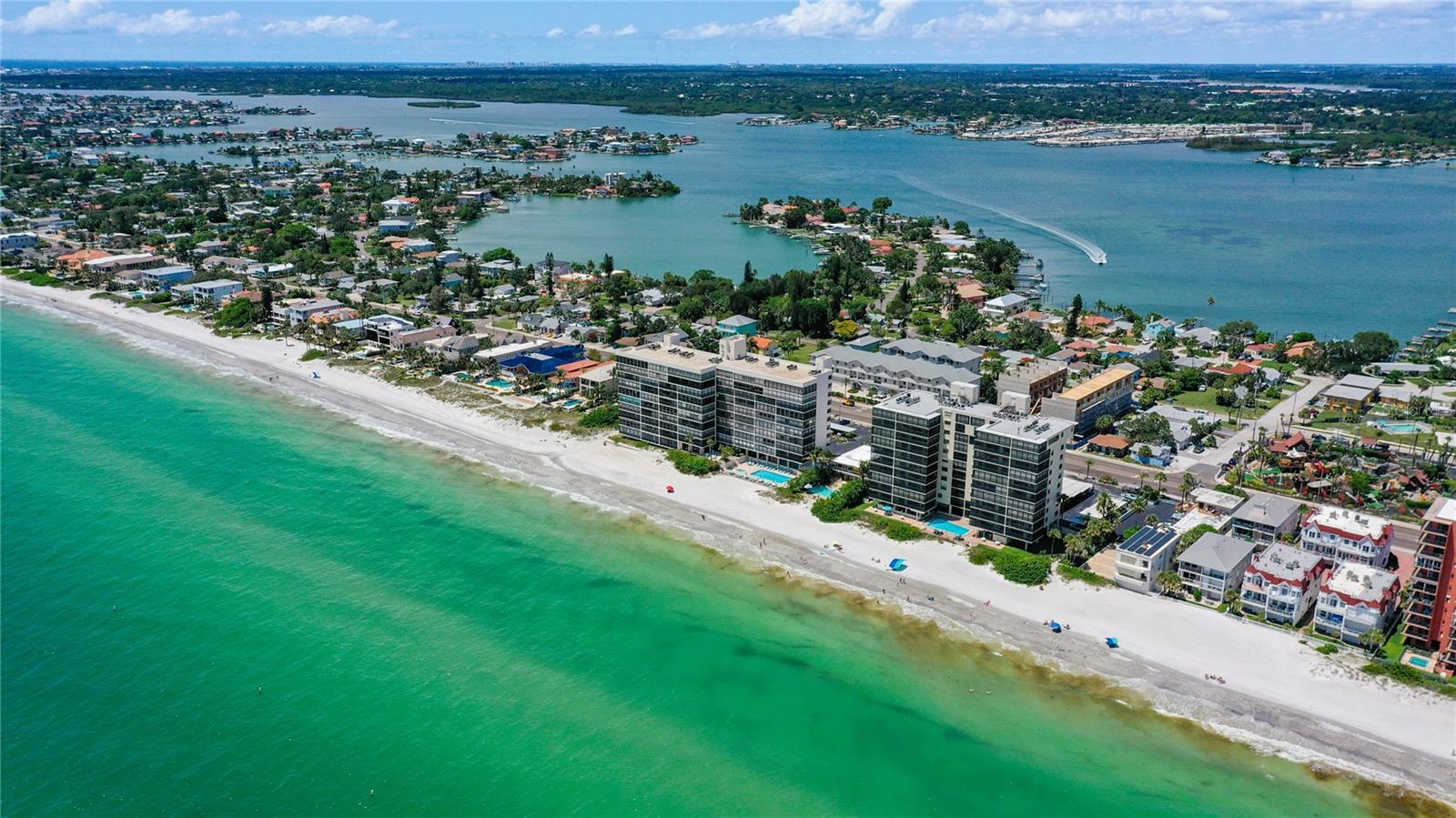 15462 GULF BLVD #501 — photo 43