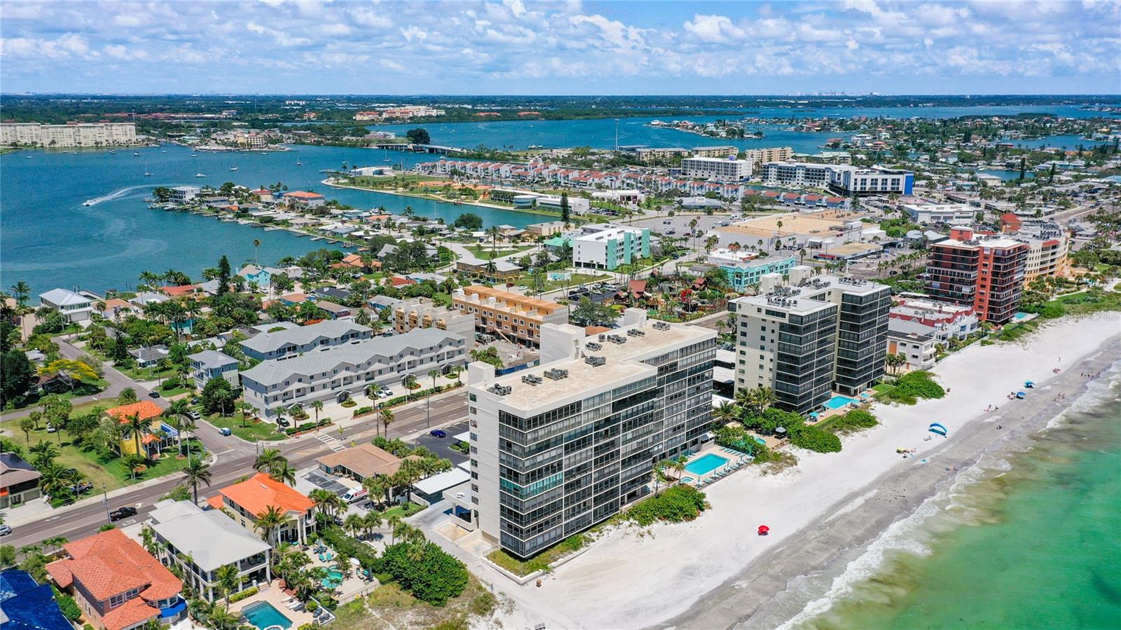 15462 GULF BLVD #501 — photo 41