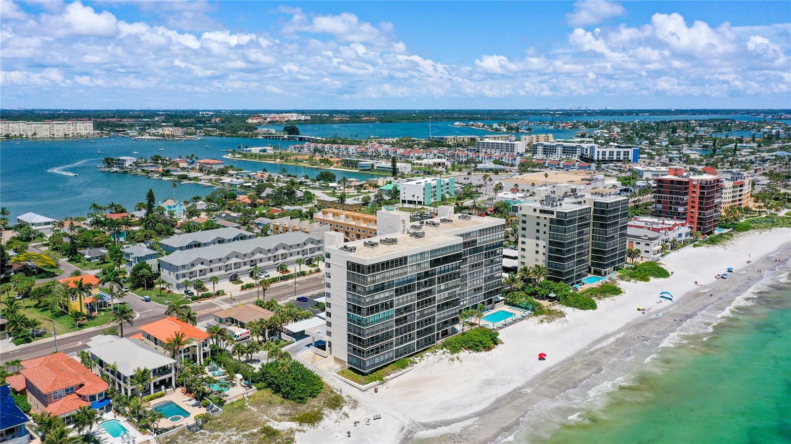 15462 GULF BLVD #501 — photo 40