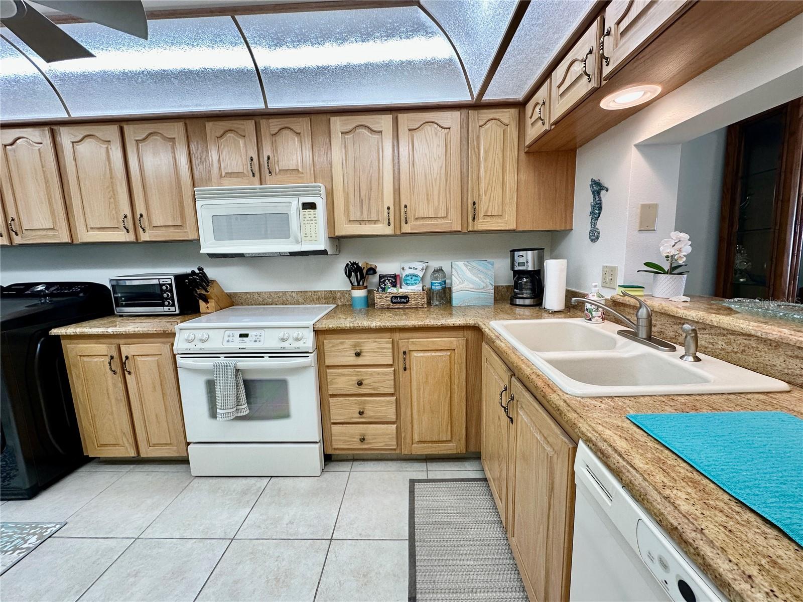 15462 GULF BLVD #501 — photo 53