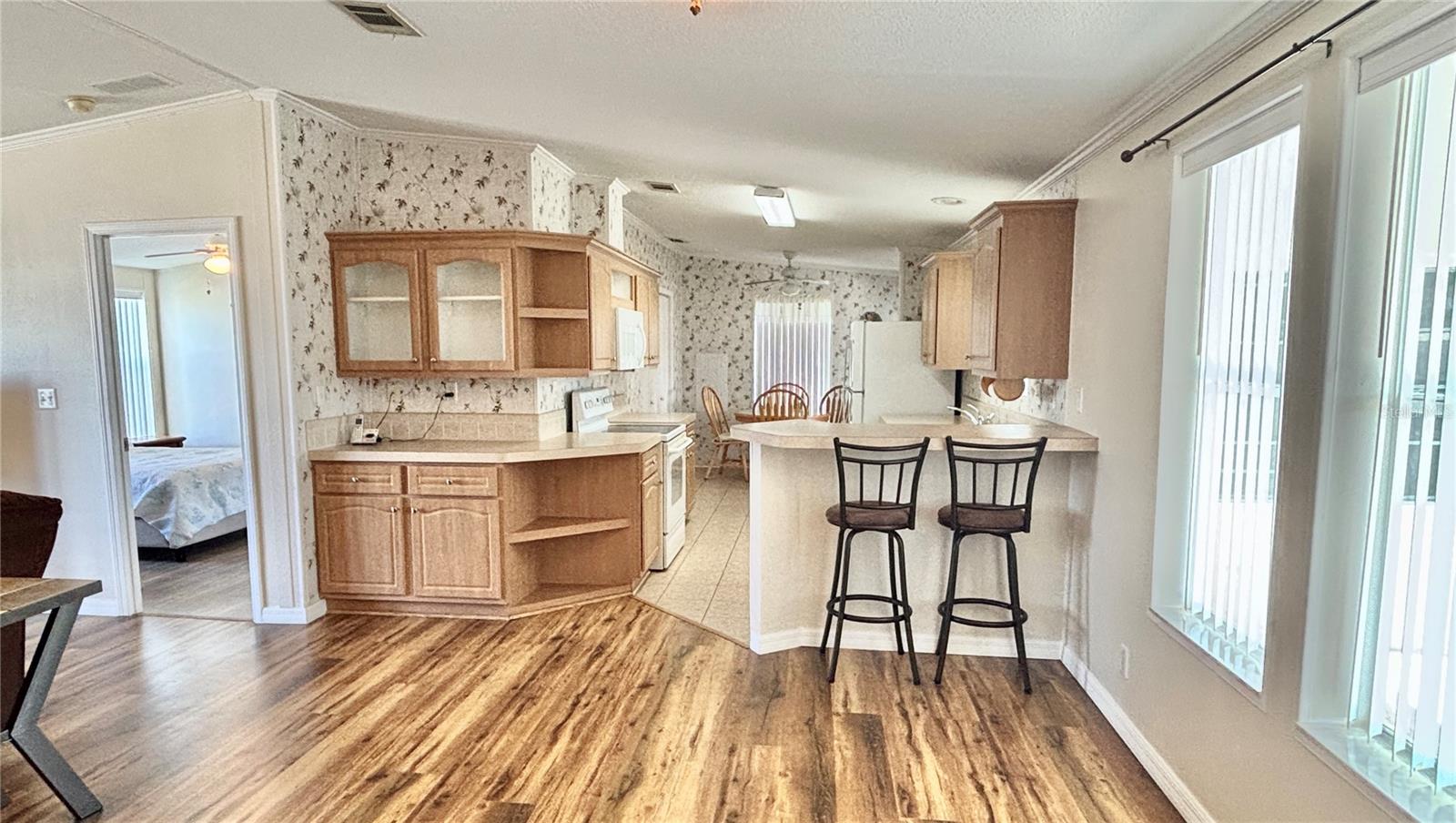 136 AMERICANA CT NE #230 — photo 6