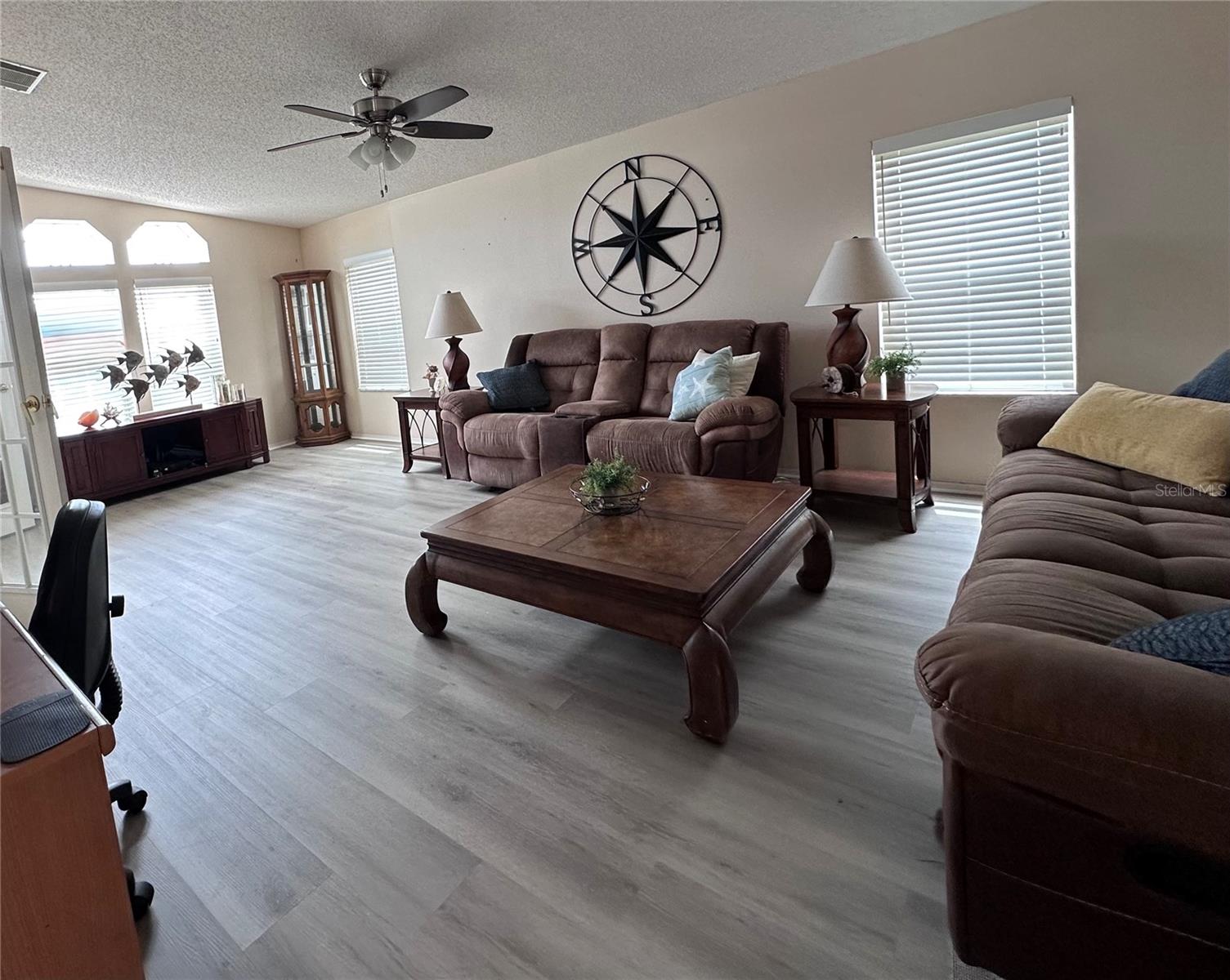 1100 BELCHER RD S #406 — photo 2