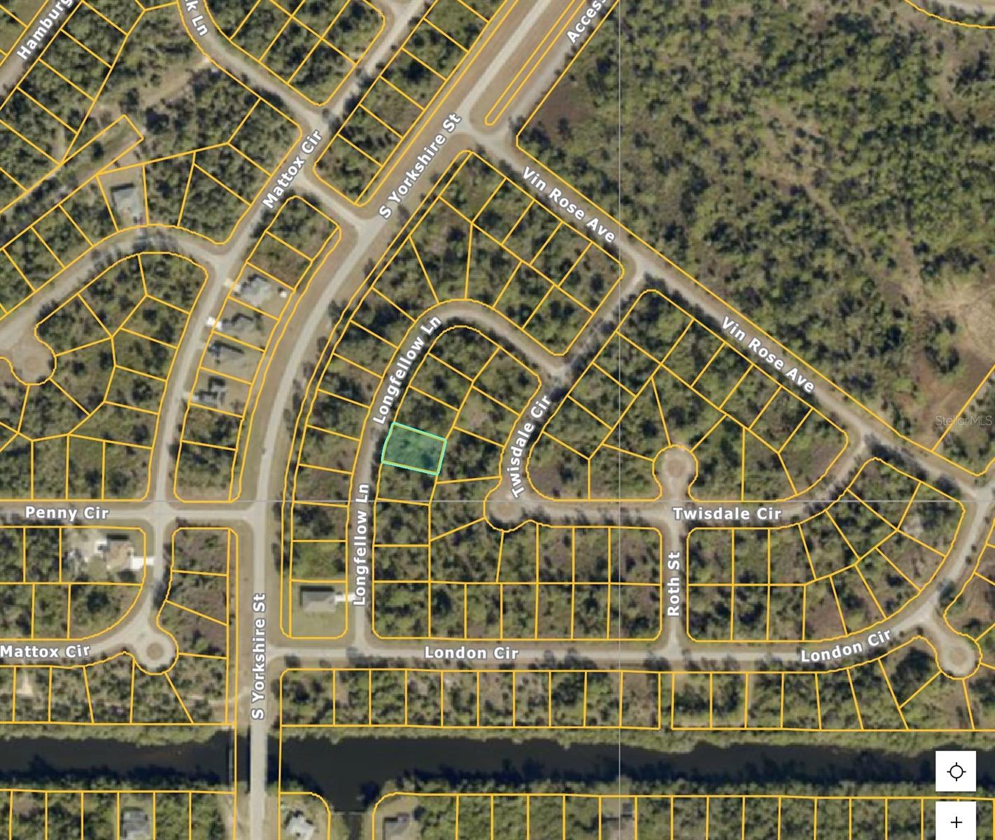LONGFELLOW LN — photo 8