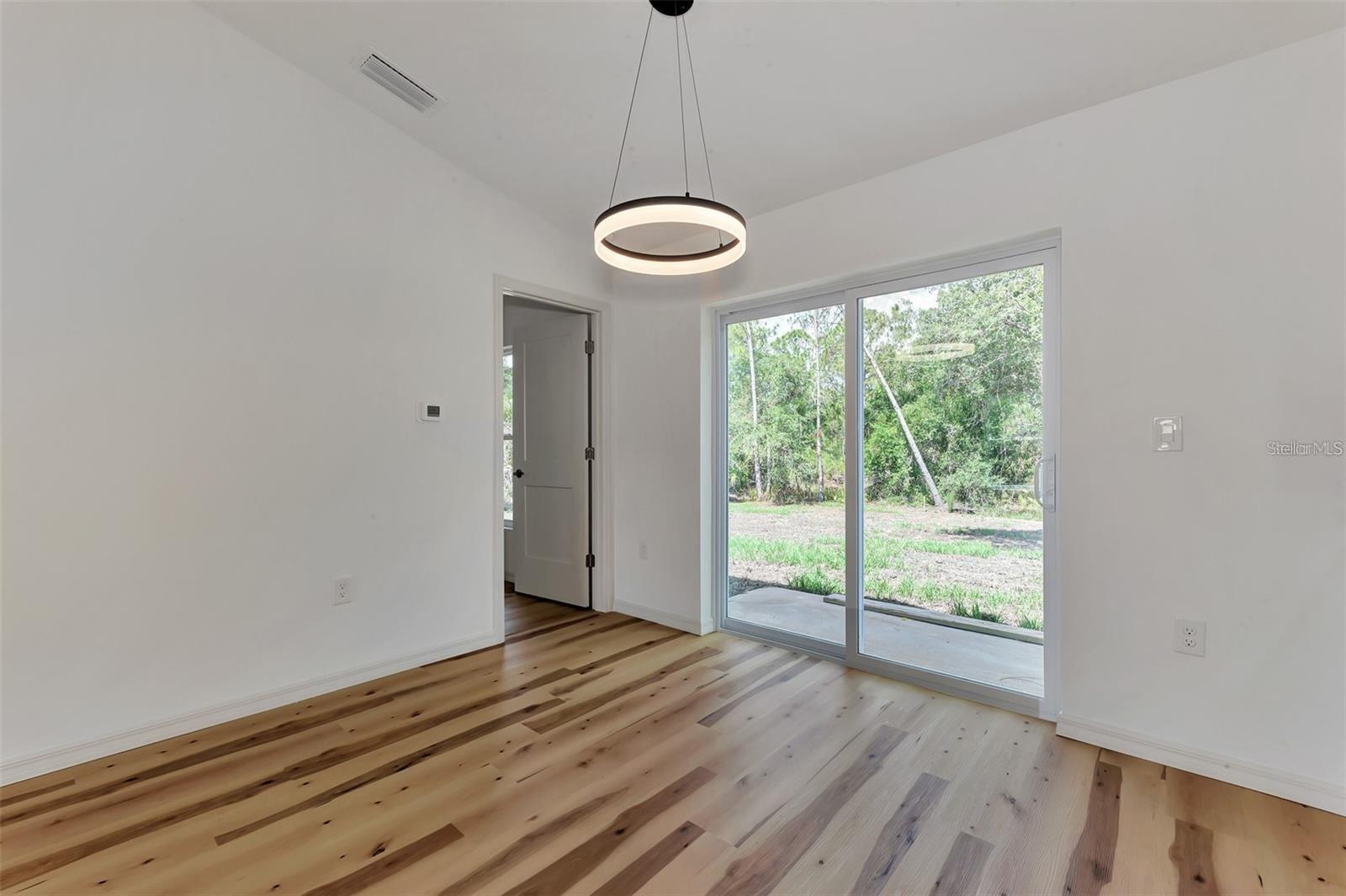 5465 TYSON ST — photo 9