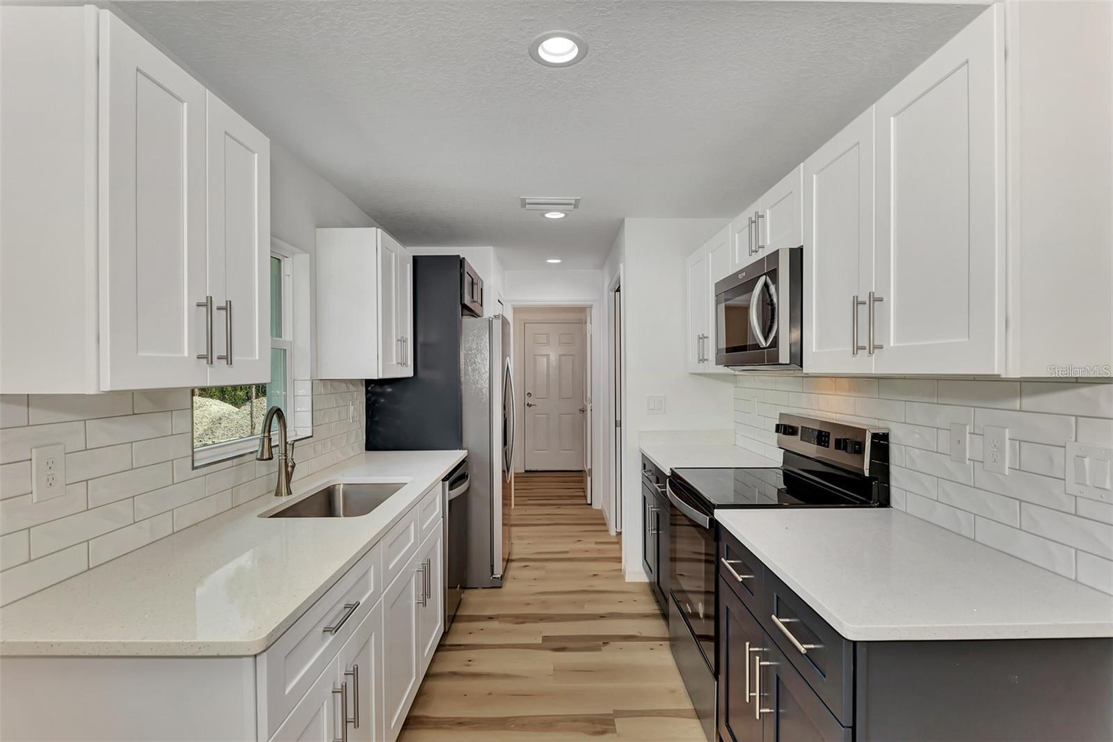 5465 TYSON ST — photo 14