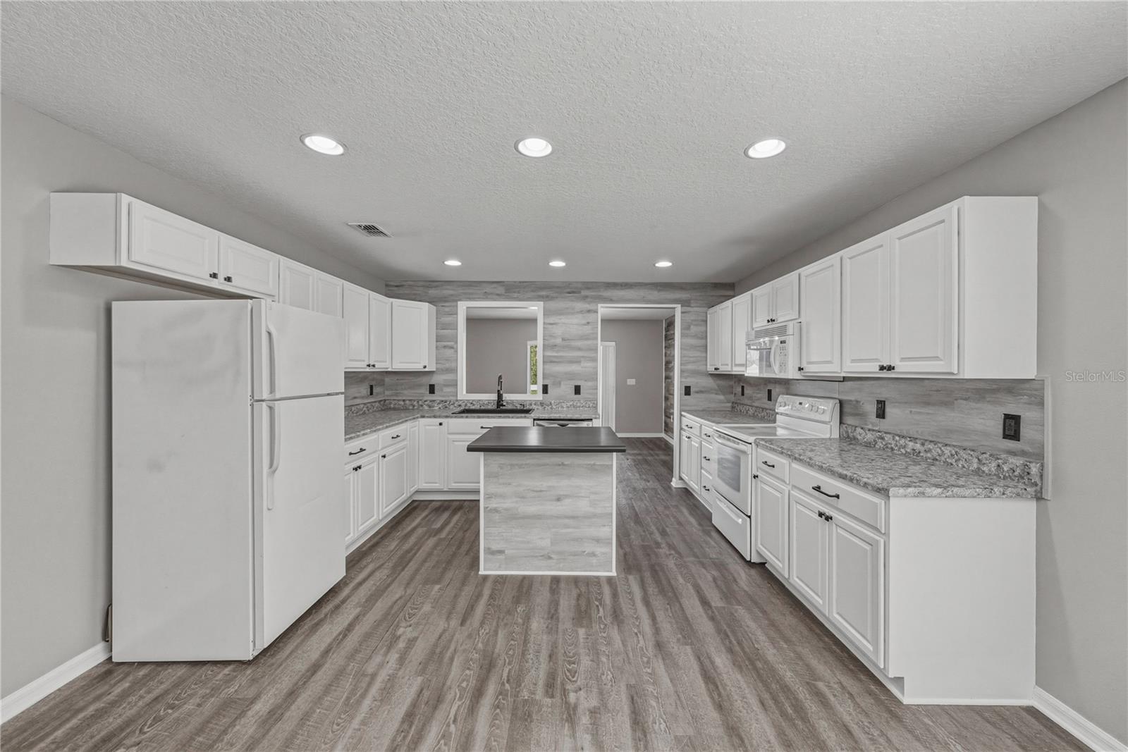 13416 KENT BRADLEY ST — photo 11