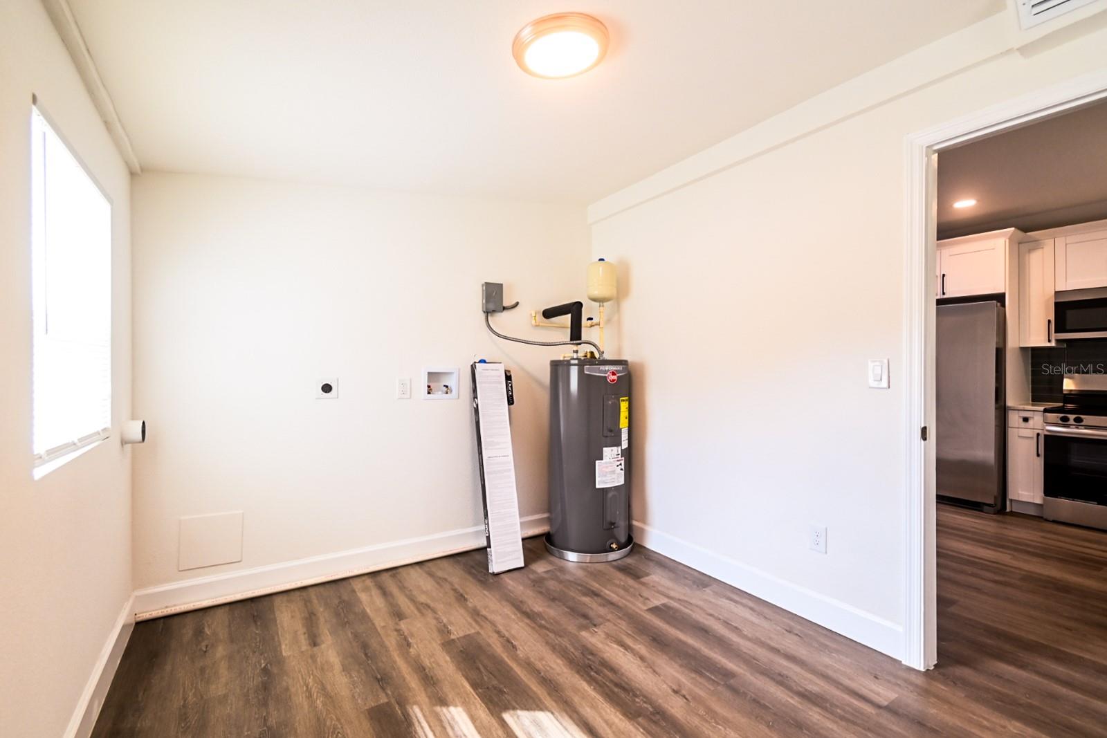 426 S DISSTON AVE — photo 32