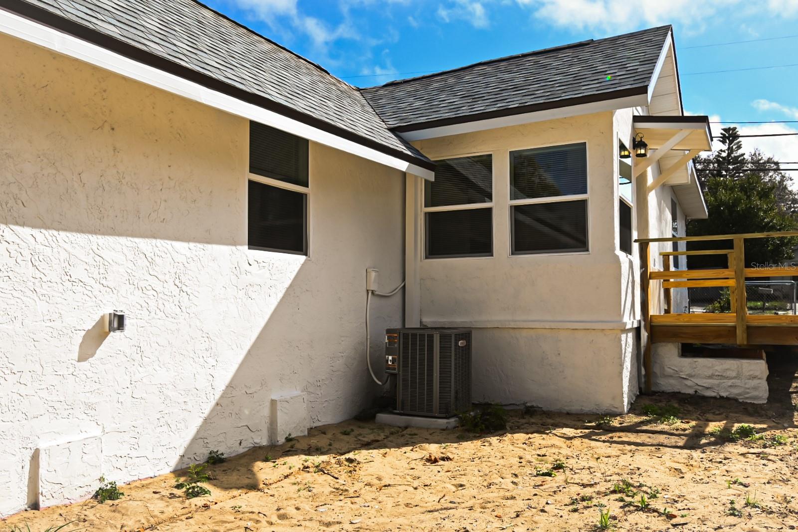 426 S DISSTON AVE — photo 8