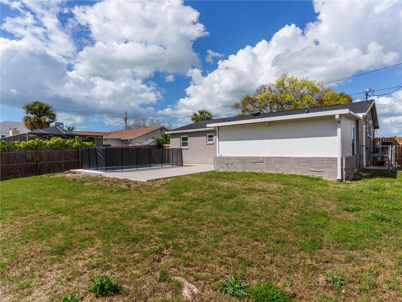 7434 MAKO DR — photo 14