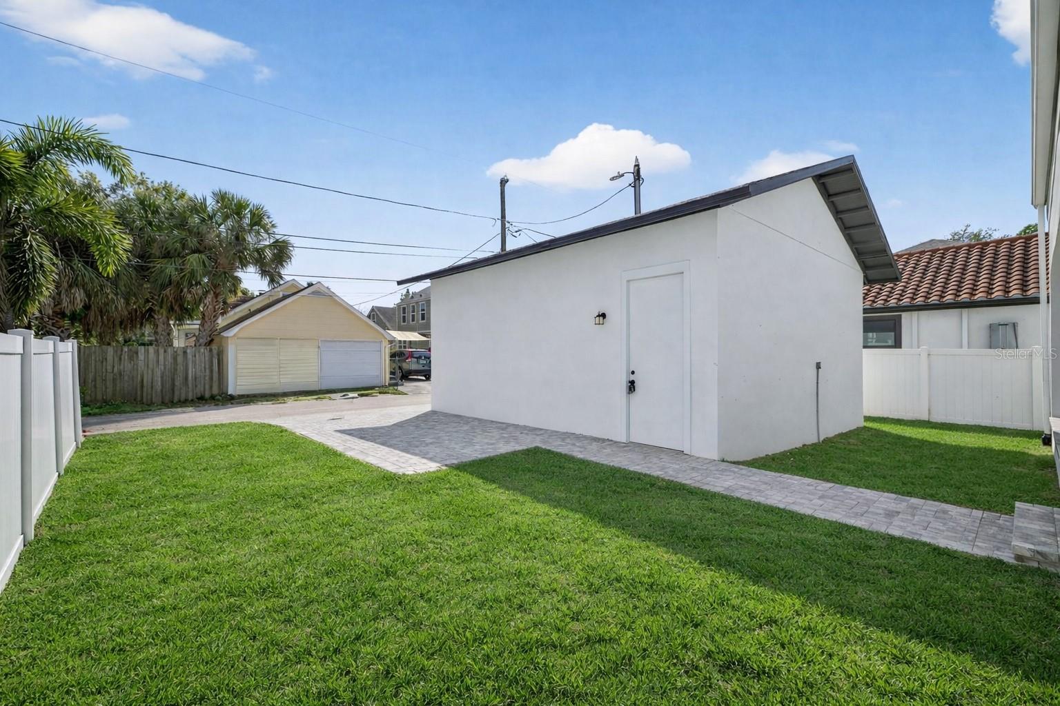 842 30TH AVE — photo 31