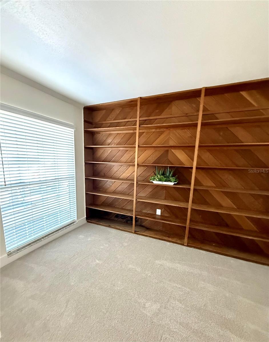 3715 SHARONDALE DR — photo 13
