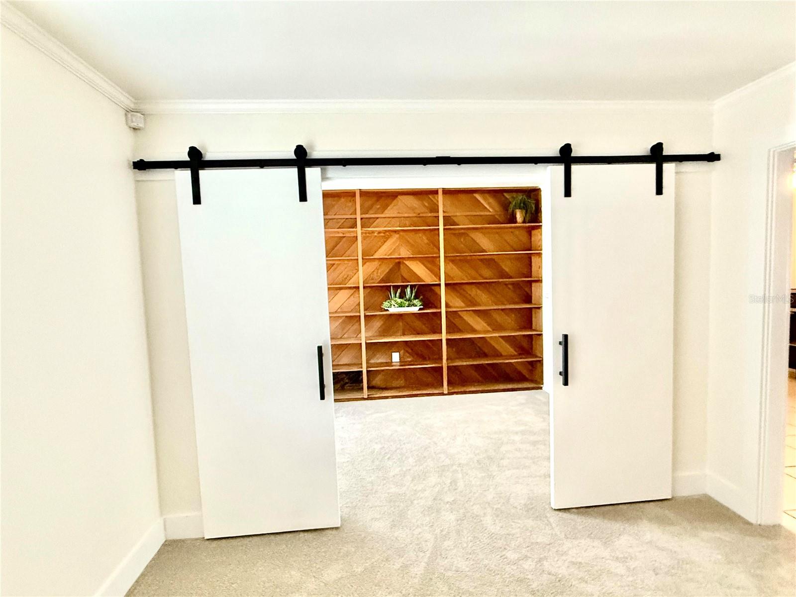 3715 SHARONDALE DR — photo 11