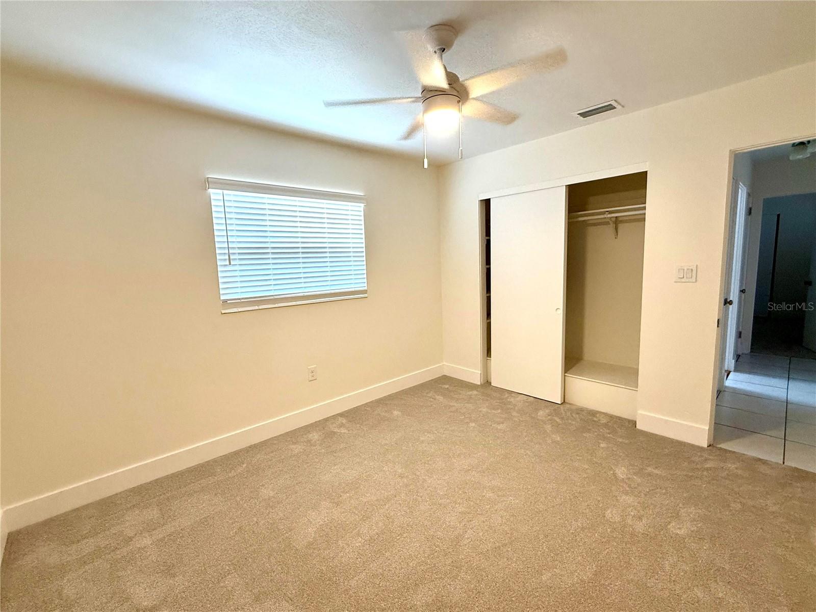 3715 SHARONDALE DR — photo 16