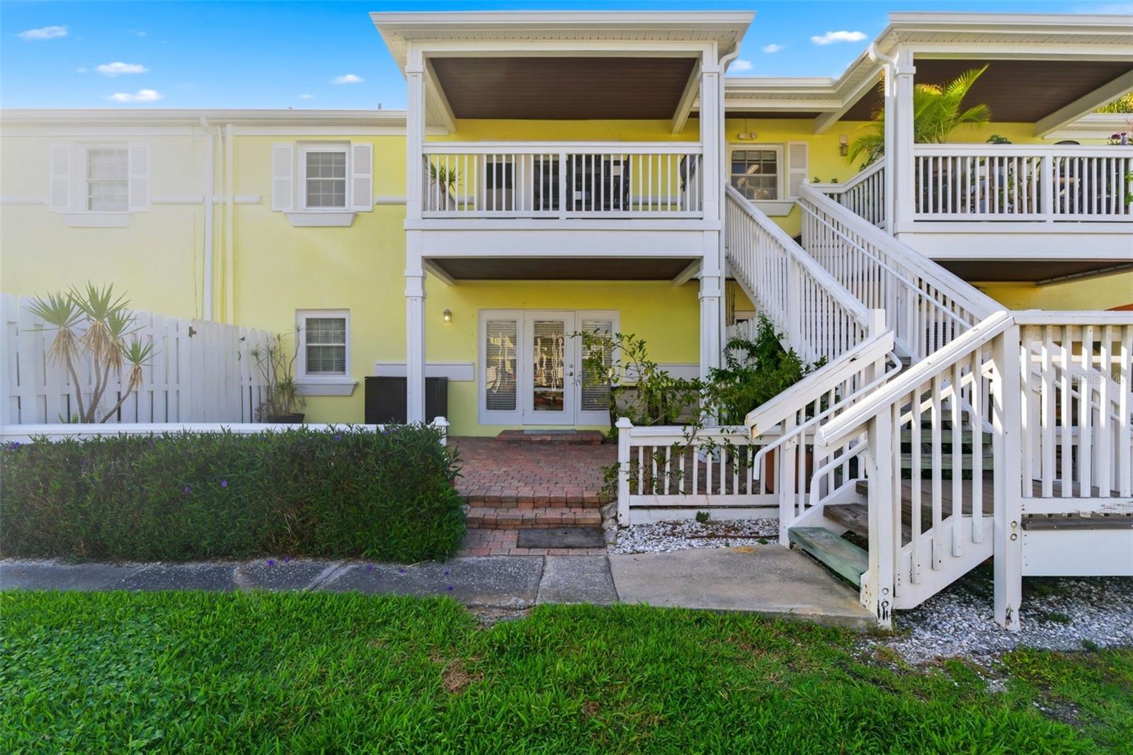 5174 BEACH DR SE #D — photo 30