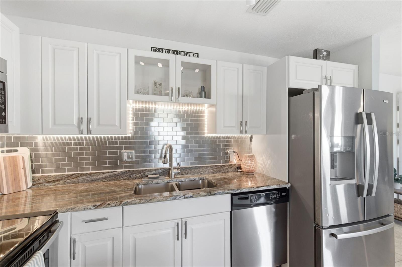 5174 BEACH DR SE #D — photo 12