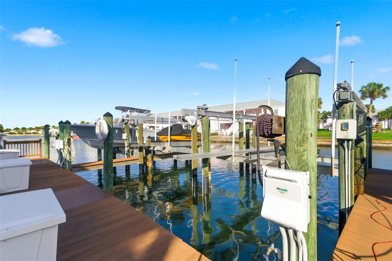 5174 BEACH DR SE #D — photo 34
