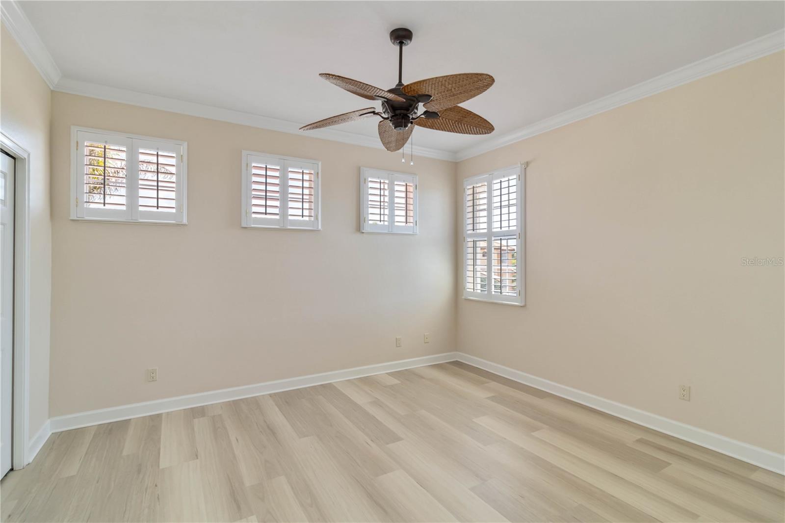 133 BELLA VISTA TER #32C — photo 24