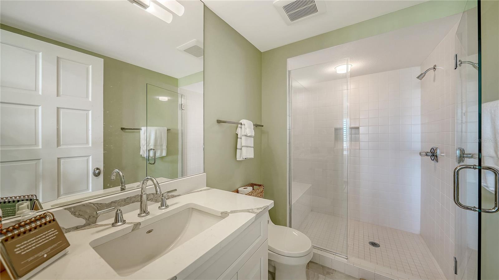 2410 HARBOURSIDE DR #142 — photo 34