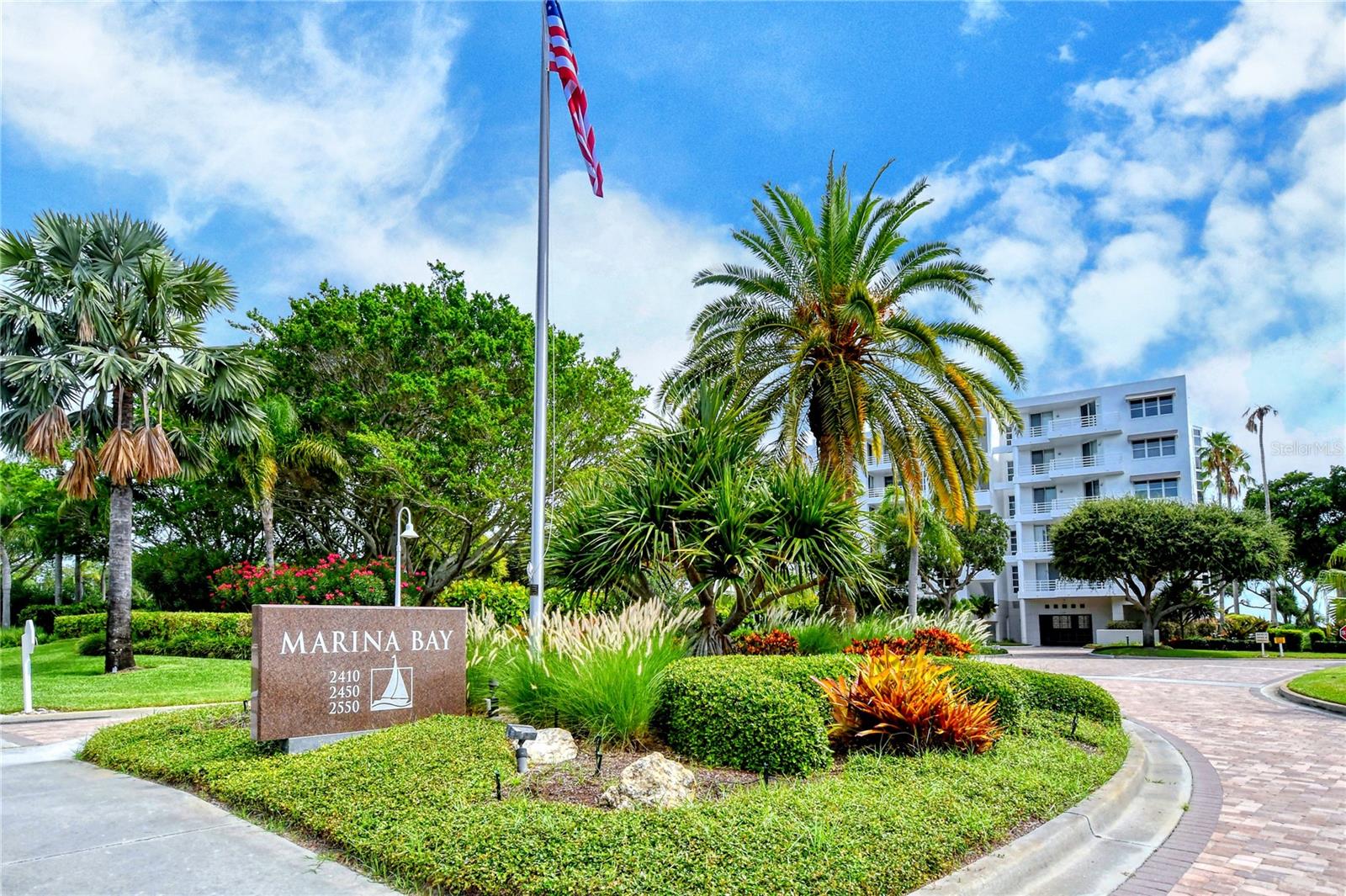 2410 HARBOURSIDE DR #142 — photo 40