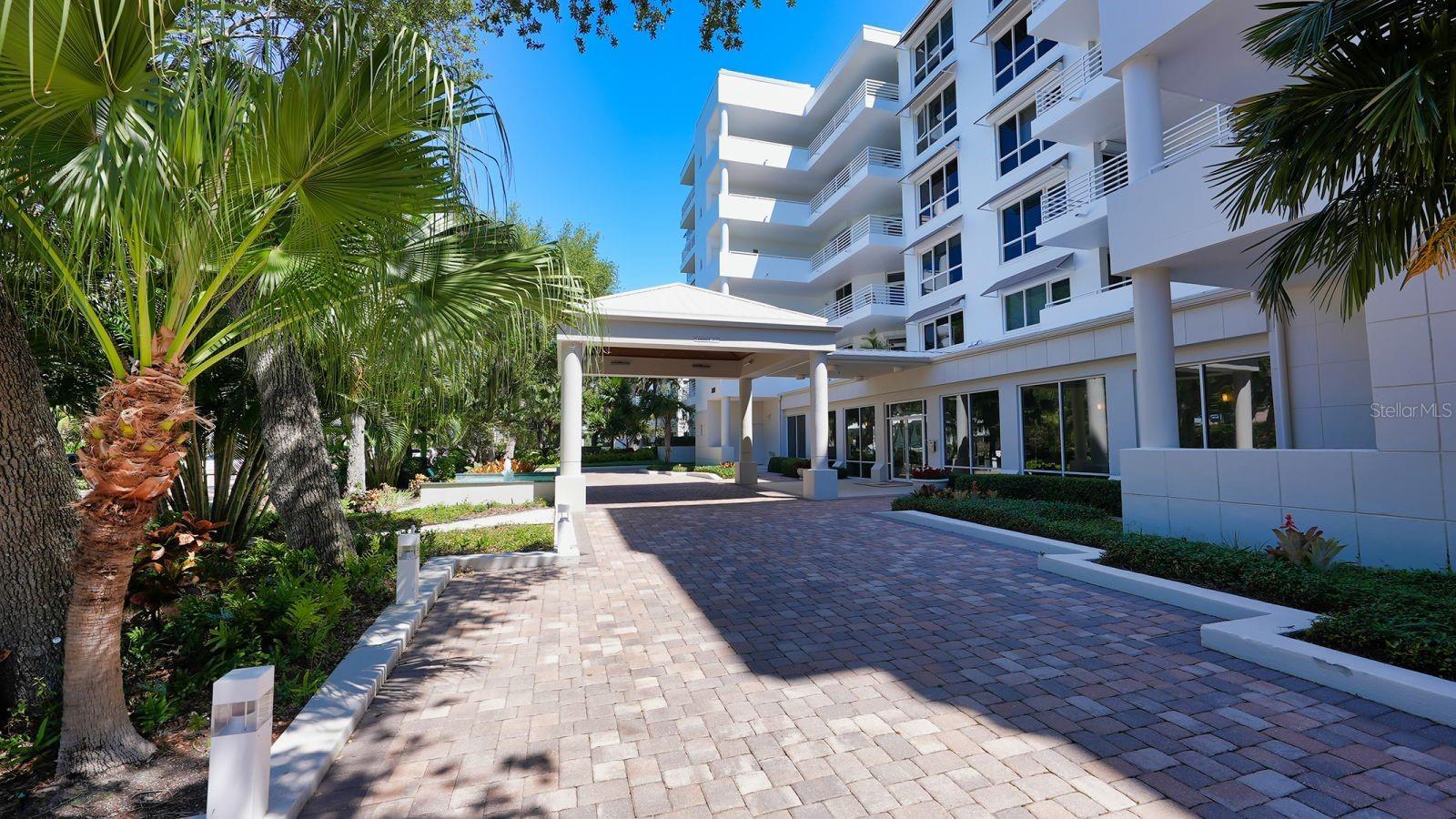 2410 HARBOURSIDE DR #142 — photo 3