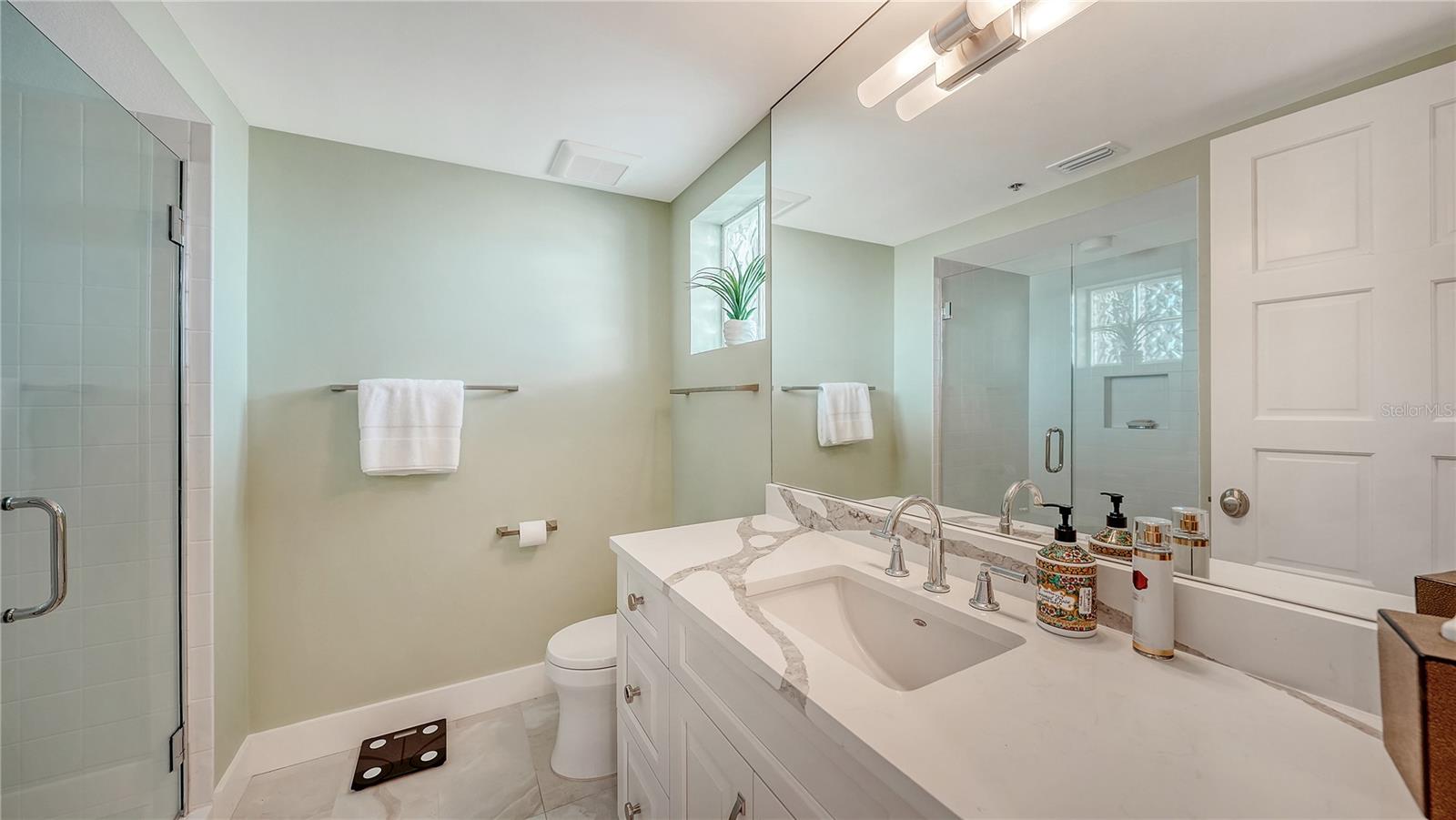 2410 HARBOURSIDE DR #142 — photo 37