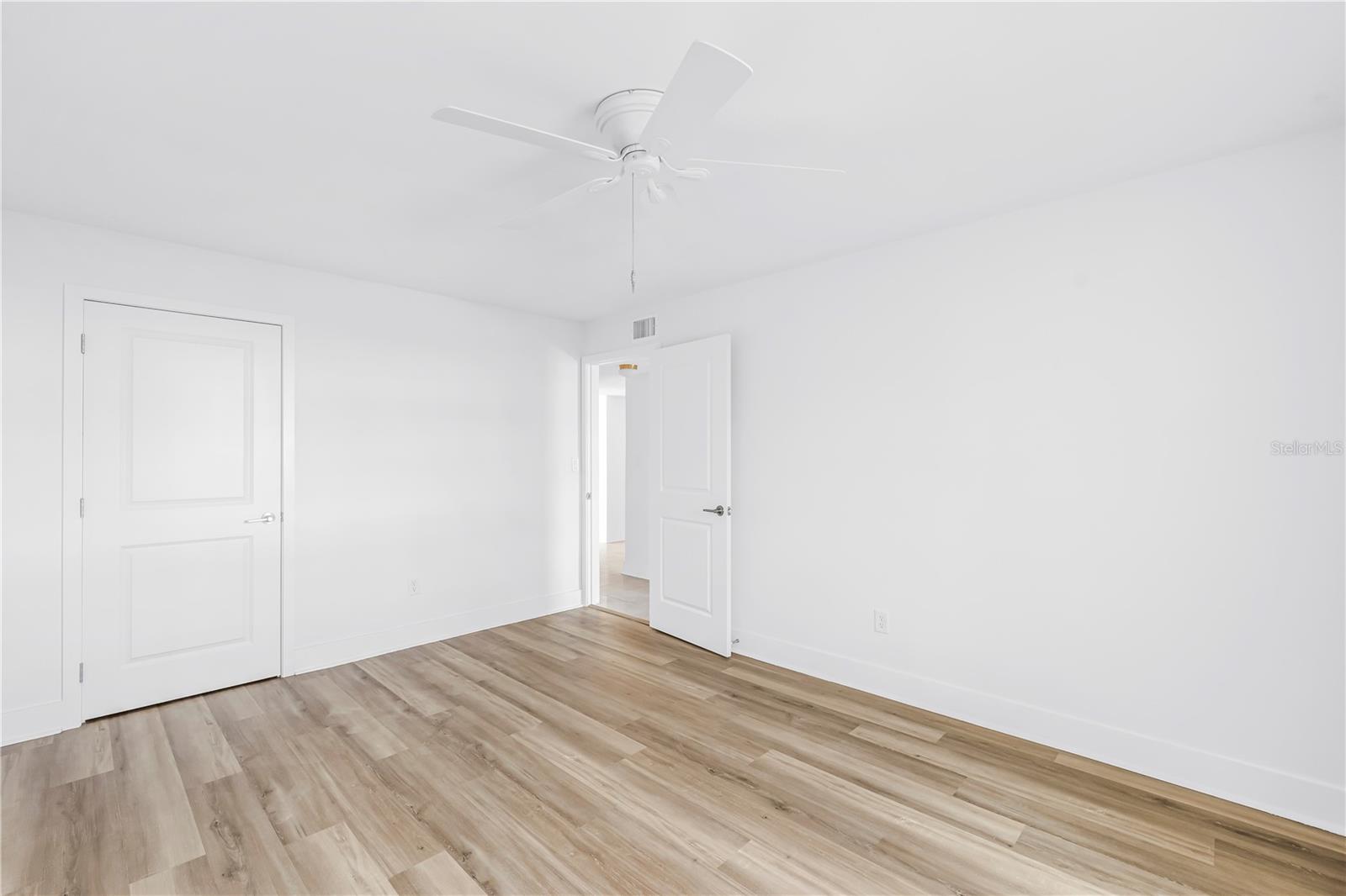 509 PLAZA SEVILLE CT #19 — photo 29