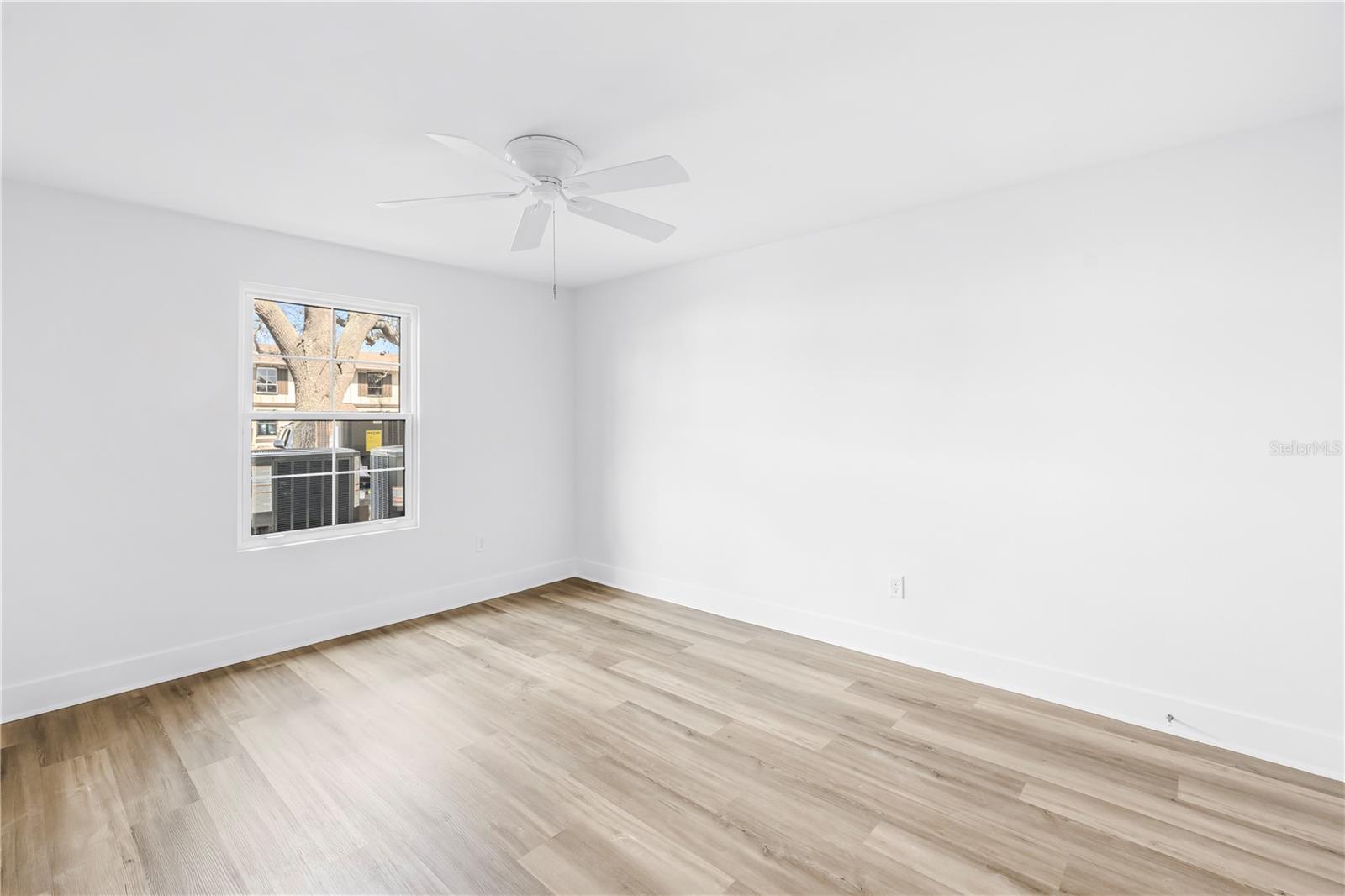509 PLAZA SEVILLE CT #19 — photo 28