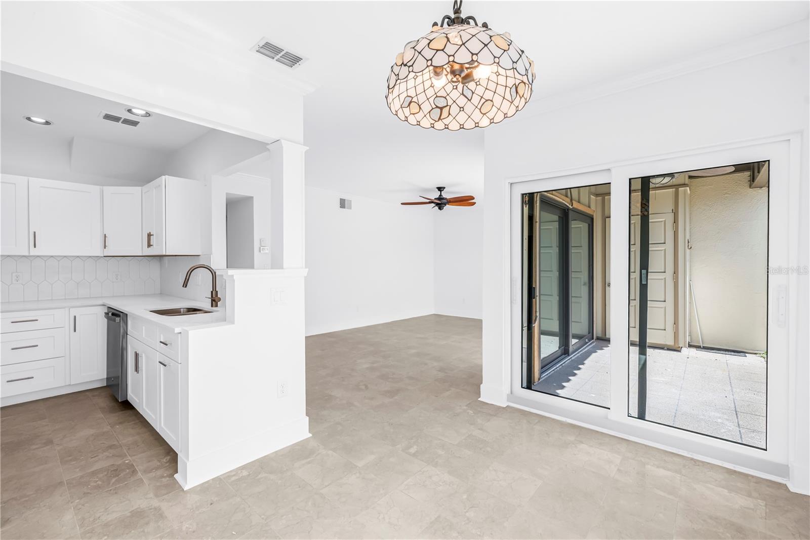 509 PLAZA SEVILLE CT #19 — photo 17