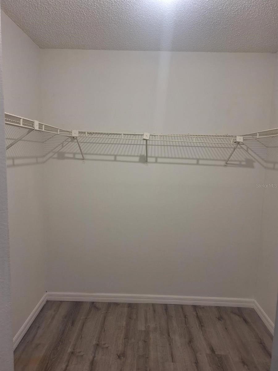 11910 SKYLAKE PL #E — photo 16