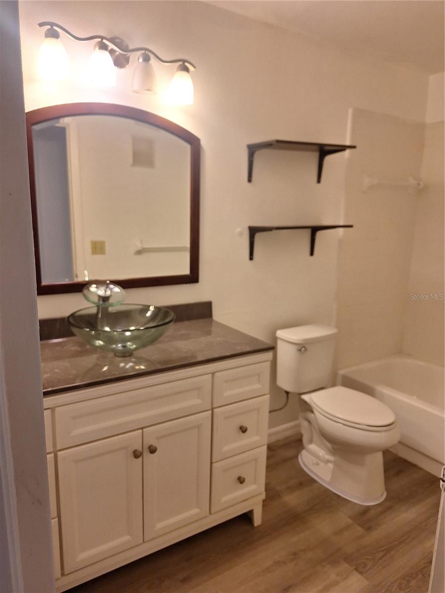 11910 SKYLAKE PL #E — photo 19