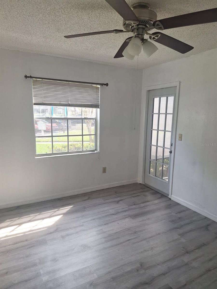 11910 SKYLAKE PL #E — photo 17