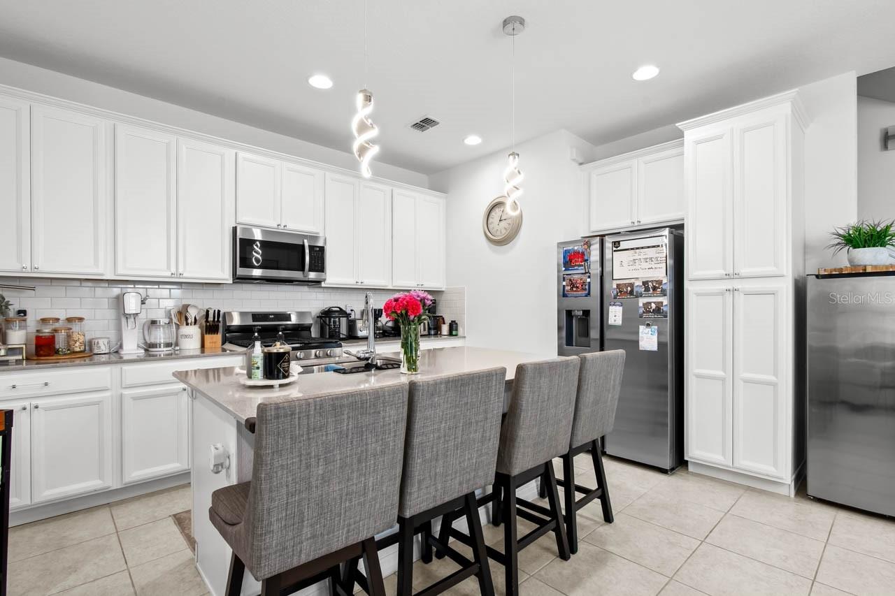 6262 GOLDCOAST AVE — photo 9