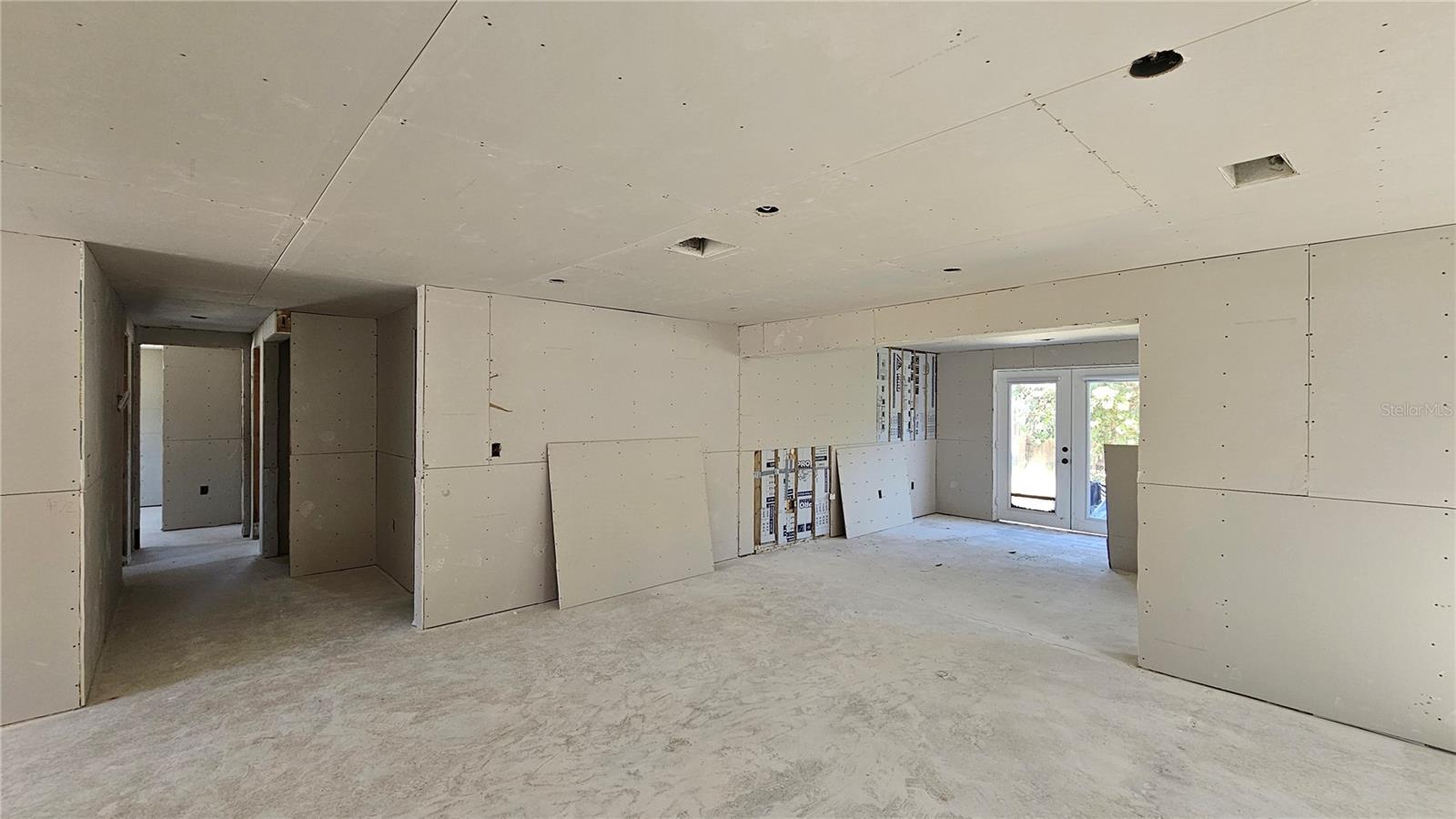 5519 DENVER ST NE — photo 14