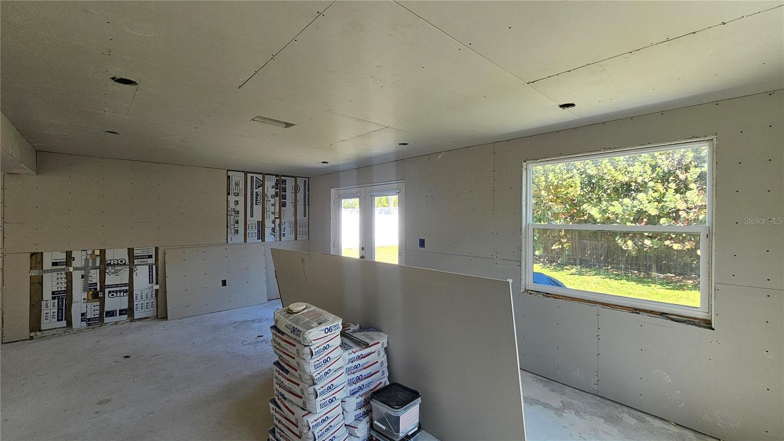 5519 DENVER ST NE — photo 18