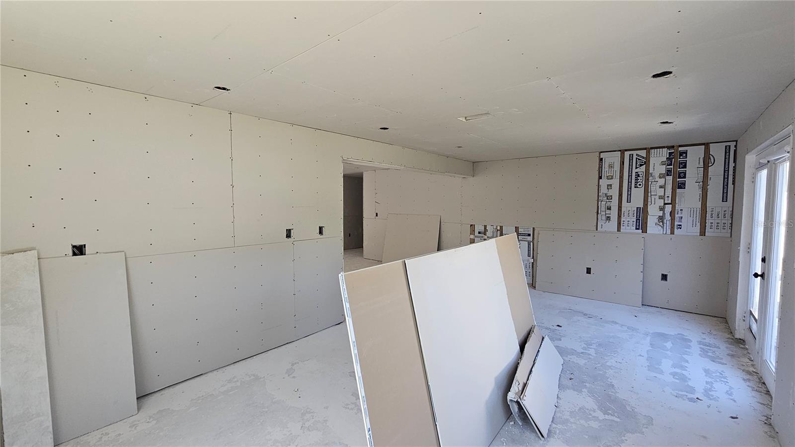 5519 DENVER ST NE — photo 19