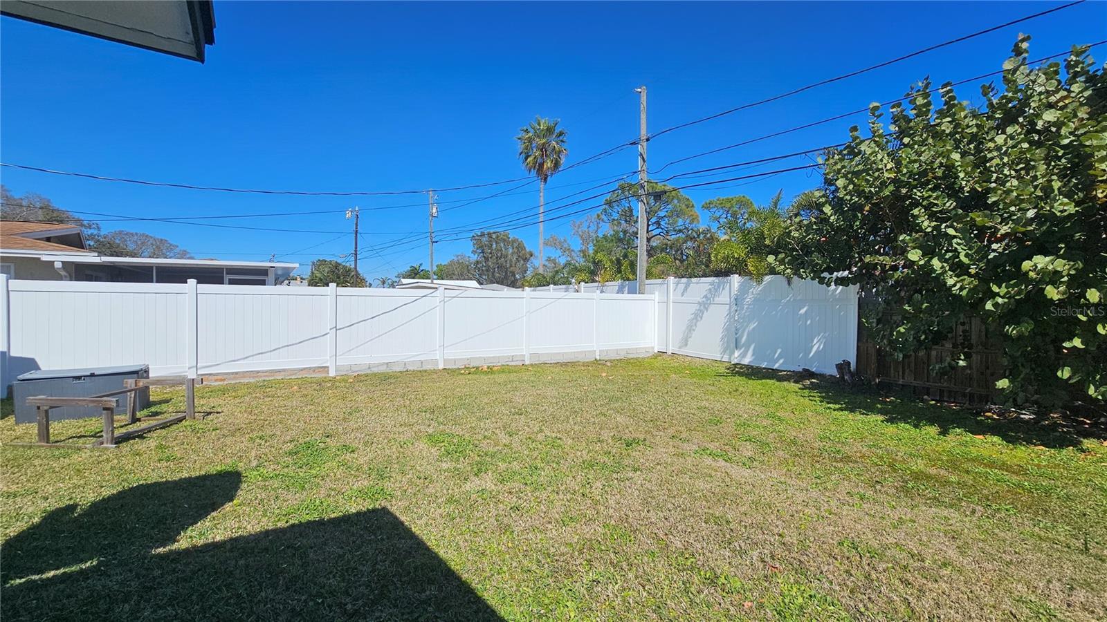 5519 DENVER ST NE — photo 37