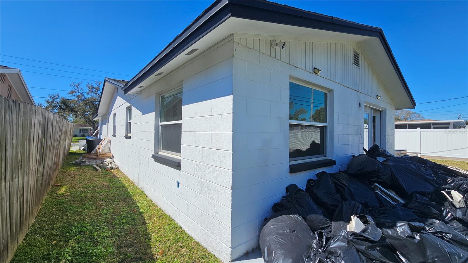 5519 DENVER ST NE — photo 38