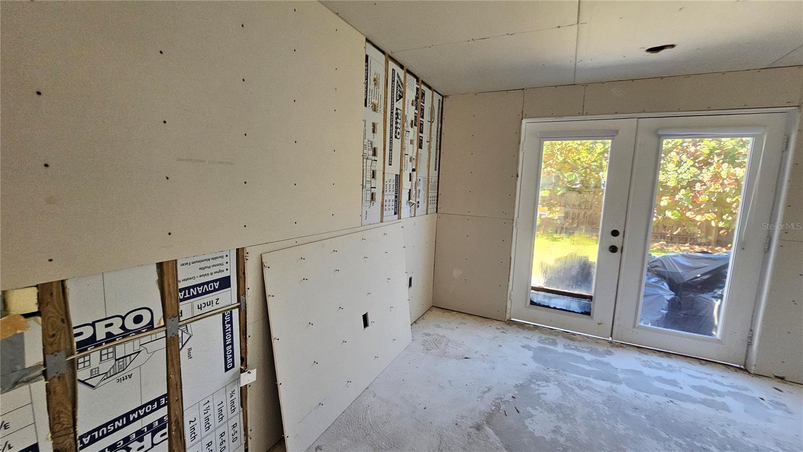 5519 DENVER ST NE — photo 15