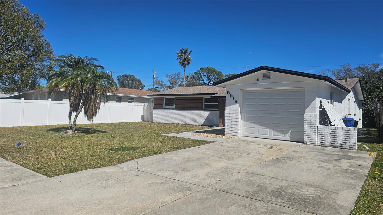 5519 DENVER ST NE — photo 3