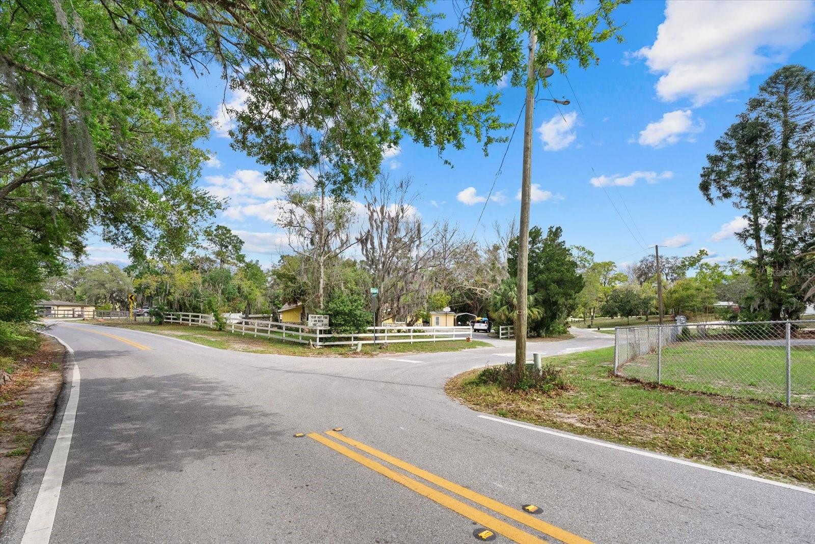 INDALE DR — photo 28