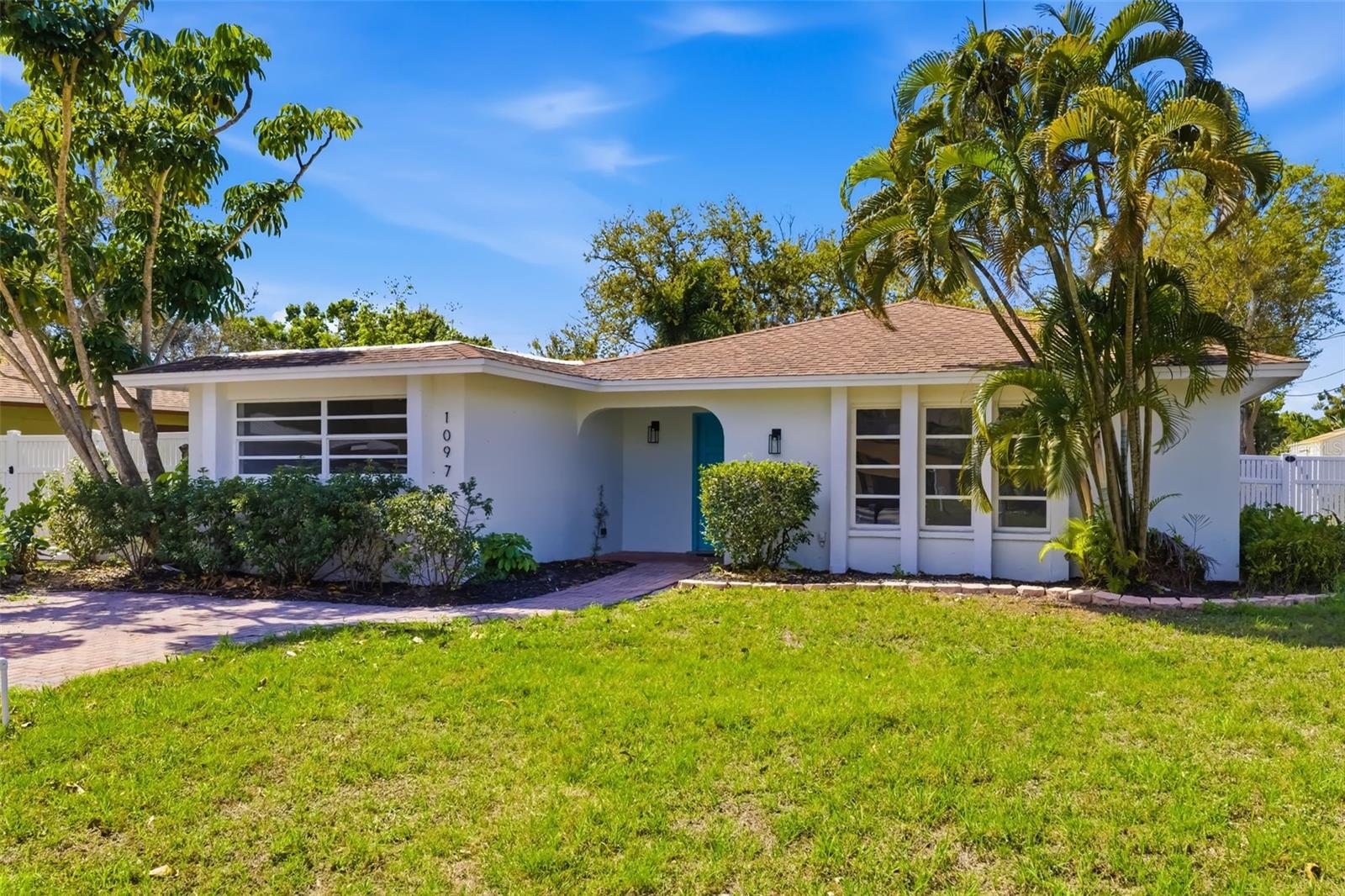 1097 WILLIS AVE — photo 46