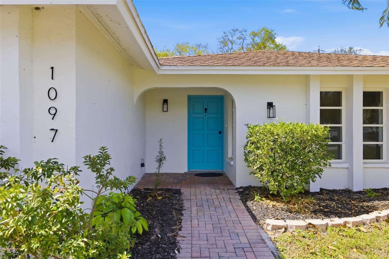 1097 WILLIS AVE — photo 43