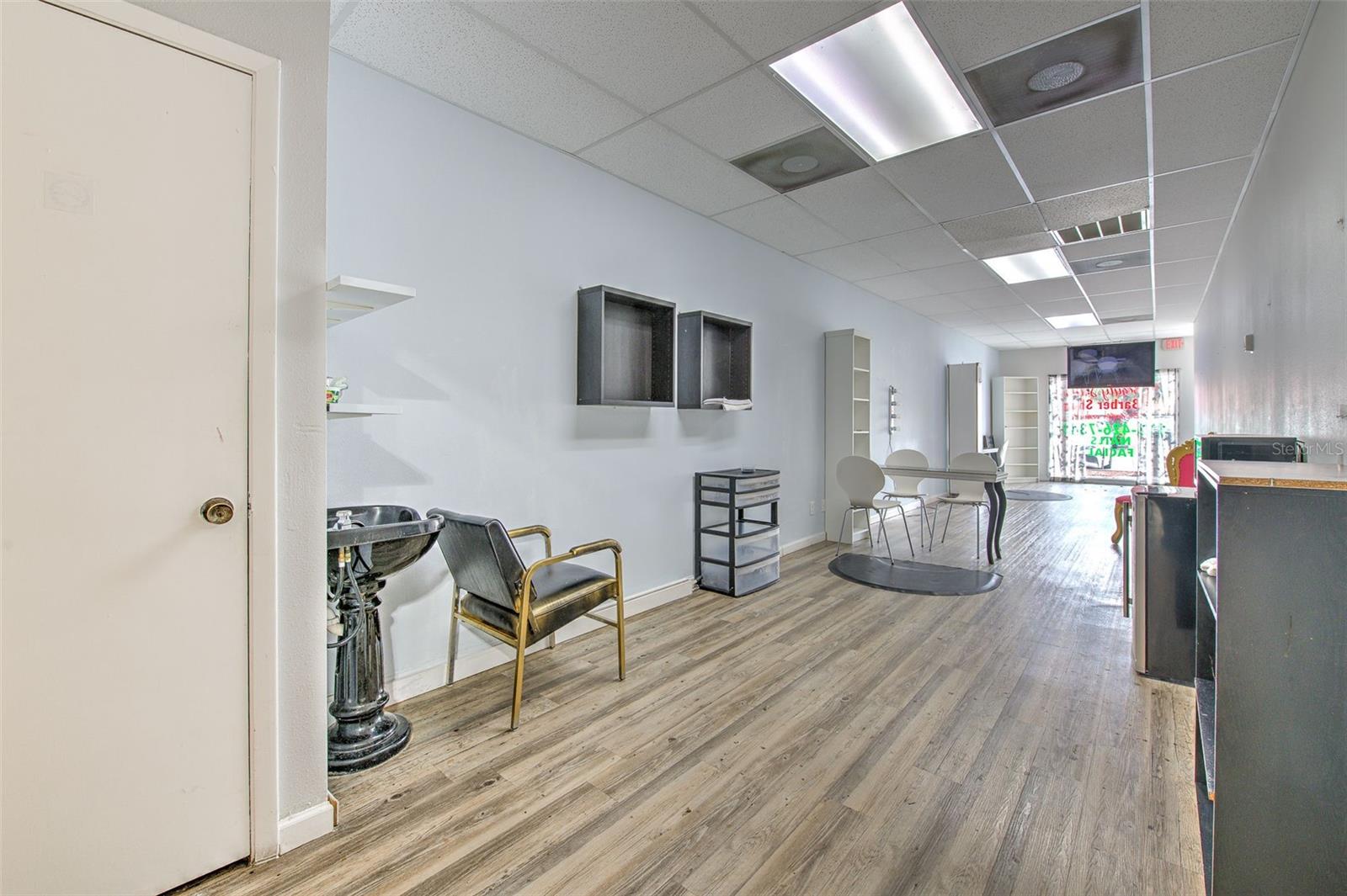 1402 E FLETCHER AVE #1406 — photo 17