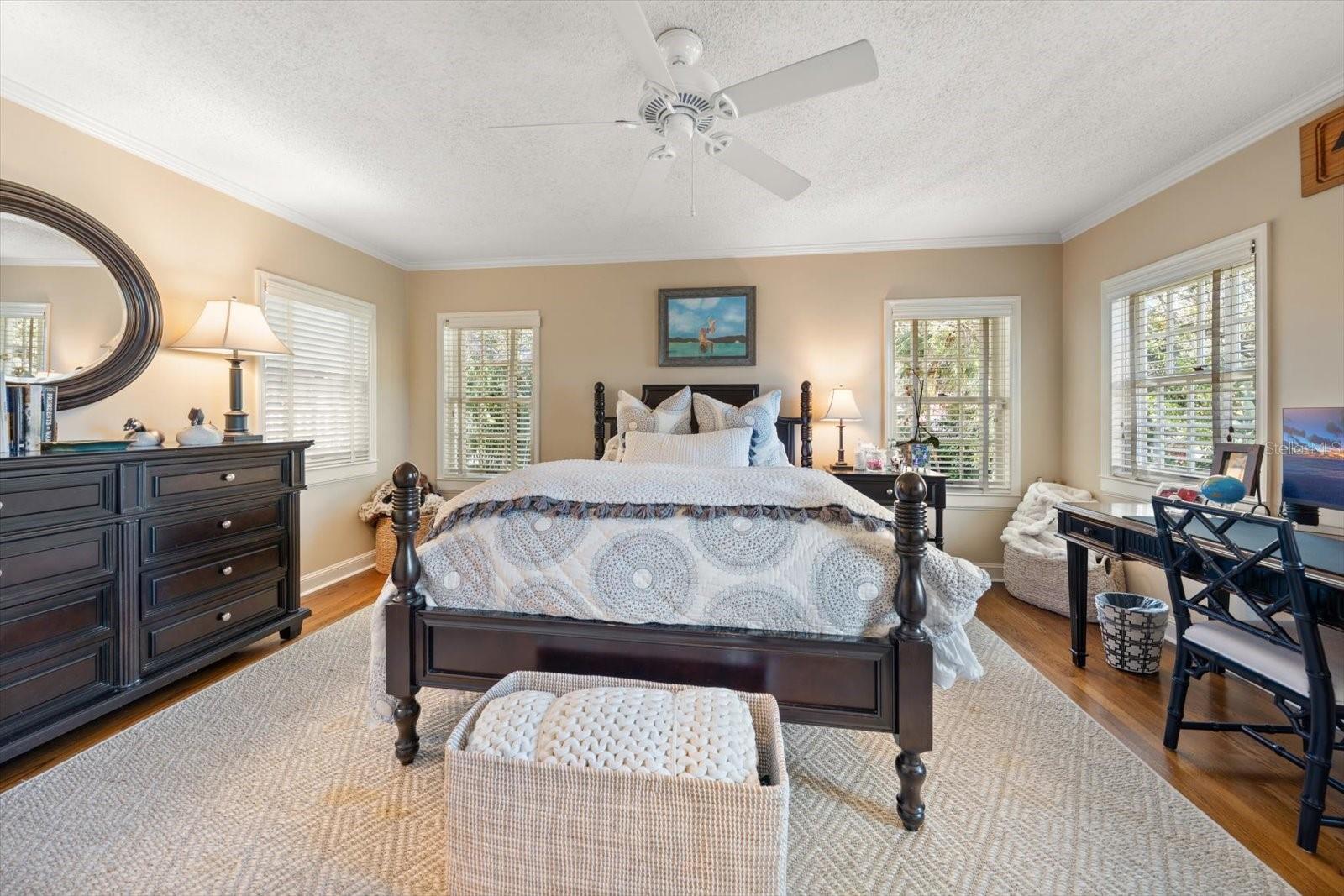 100 SARASOTA RD — photo 41