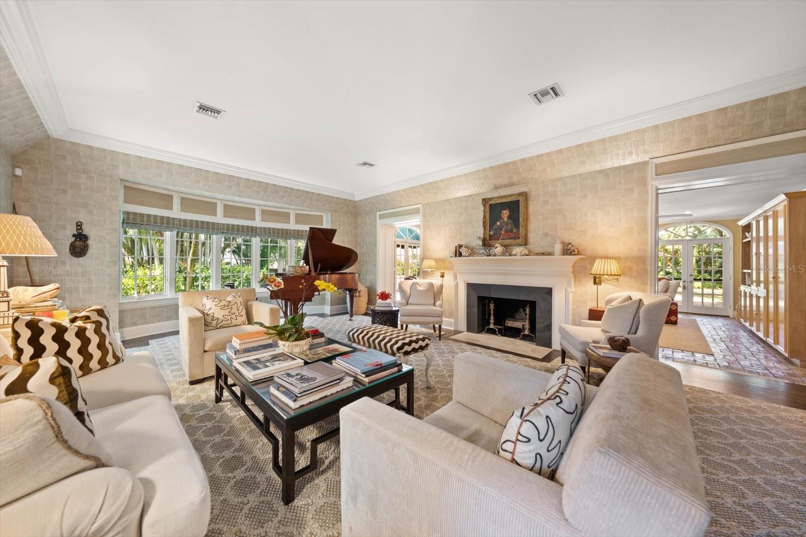 100 SARASOTA RD — photo 3